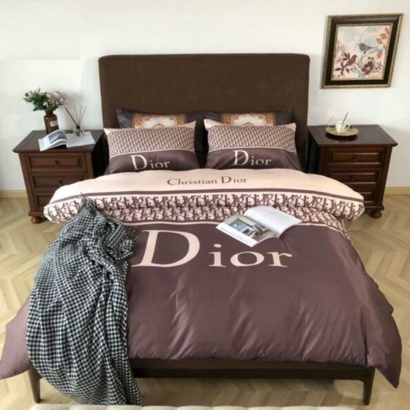 DN9131039.jpg