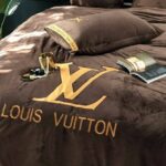 expensive highend bedding sets 2.png